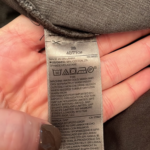 3 pairs men's Gap shorts 28 waist - Picture 10 of 15